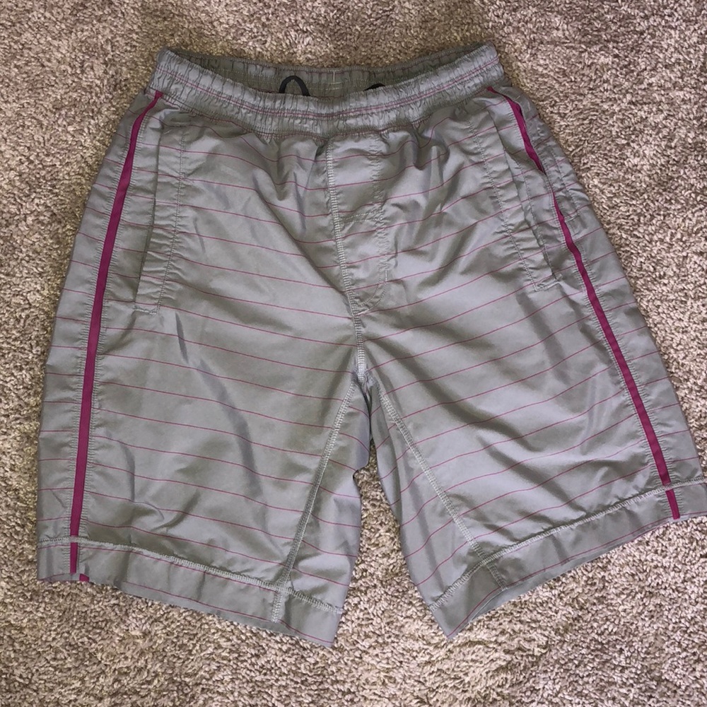 Lululemon men’s shorts in M